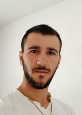 Lucian из București 26 лет
