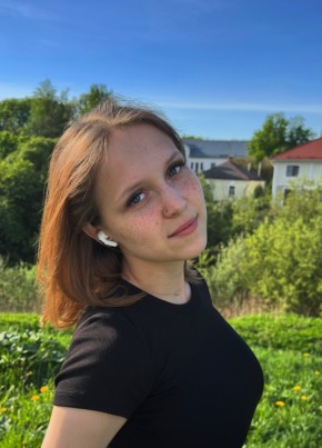 милана из Великого Новгорода 19 лет
