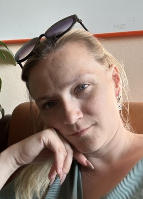 Ирина из Омска 36 лет