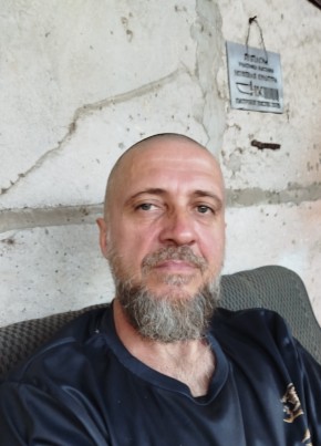 Руслан из Волгограда 48 лет