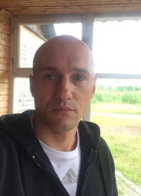 Viktor, 41, Россия, Карпогоры