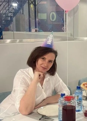 Елена из Москвы 40 лет