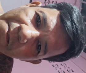 นัฐพงษ์, 18, Si Racha