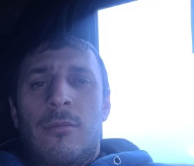 Руслан, 37 лет, Саратов