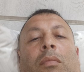 As, 44, Tbilisi