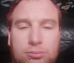 Matthew, 29, Launceston
