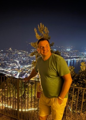 Stanislav из Tallinn 44 года