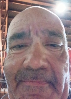 Luis из Los Angeles 64 года