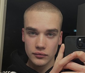 Vanya, 20, Oulu