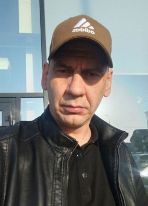 Руслан из Нижнего Новгорода 42 года