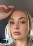 Rose Lauren, 30, Newark (State of New Jersey)
