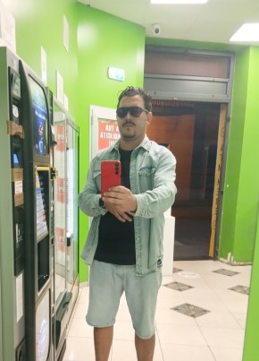 Reda из Milazzo 31 год