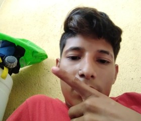 Jesus, 21, Manzanillo