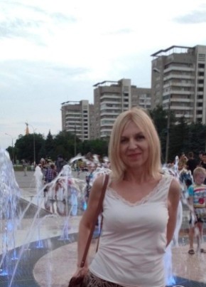 Liliana, 59, Россия, Волжский (Волгоградская обл.)