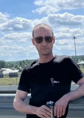 Олег из Ярославли 37 лет