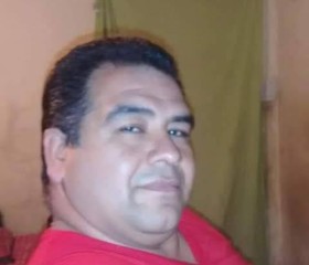 Sergio soto, 48, Moron