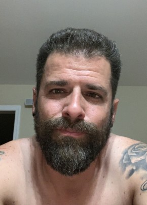 Tommy, 41, United States of America, Bristol (State of Connecticut)