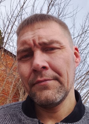 Алексей Главатск из Воткинска 42 года