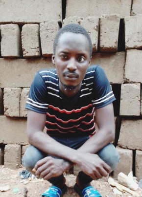 Hassan Kamara, 27, Sierra Leone, Freetown