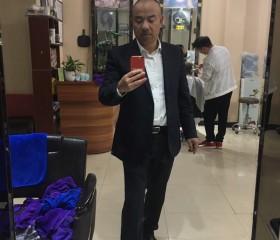 小飞哥, 46 лет, 昆明市