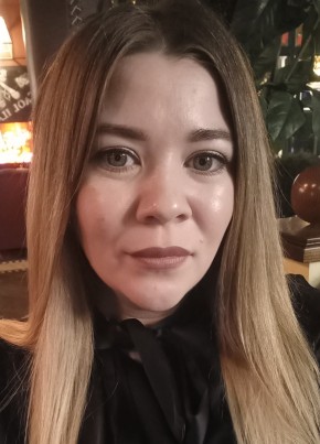 Ксения, 29, Россия, Новороссийск