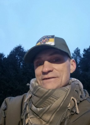 Myau, 80, Russia, Vyborg