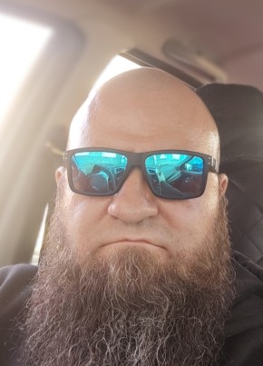 Artëm, 41, Russia, Saint Petersburg