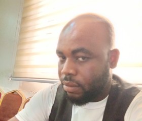Simon, 38, Tema