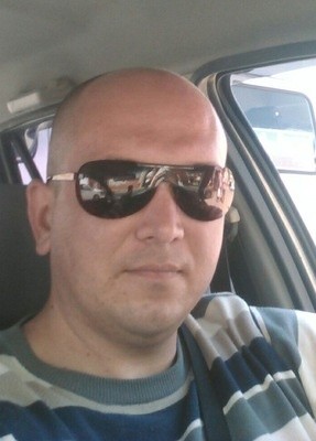 Василий, 44, Россия, Усть-Лабинск