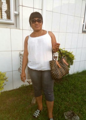 Laurelle, 50, Republic of Cameroon, Douala