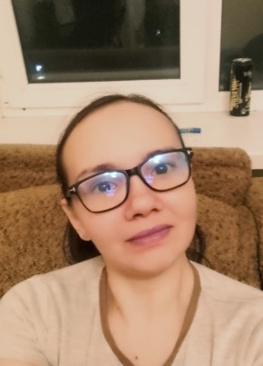 Ксения, 28, Россия, Нефтеюганск