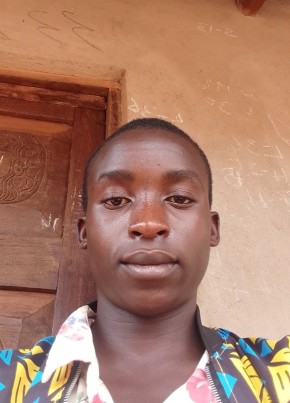 Issufo domigu, 18, Malaŵi, Lilongwe
