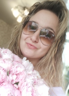 Oksana, 37, Russia, Moscow