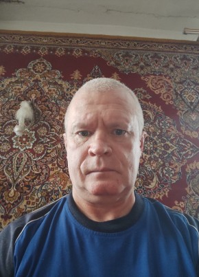 Роман, 57, Россия, Пермь