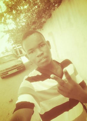 Roland, 22, République Togolaise, Lomé