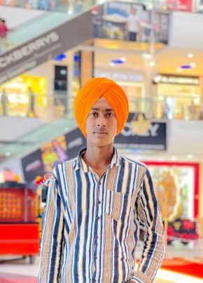Vikramjeet Singh, 21, India, Ludhiana
