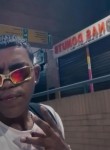 Carlos, 18, Bogota