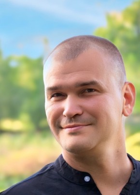 Денис из Бураево 42 года