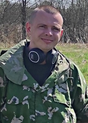 Иван, 33, Россия, Родники (Ивановская обл.)