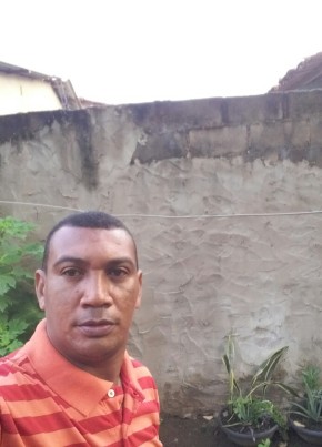 Edilson, 44, República Federativa do Brasil, Palmas (Tocantins)