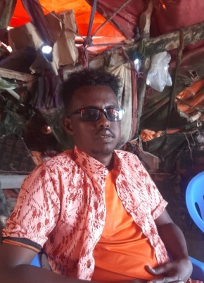 Mohamed aden, 32, Jamhuuriyadda Federaalka Soomaaliya, Muqdisho