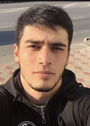Алик из Махачкалы 26 лет