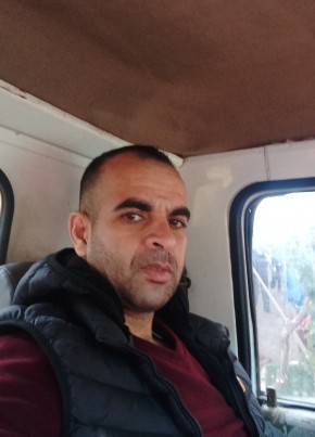 Salim djebbar, 39, People’s Democratic Republic of Algeria, Khemis el Khechna