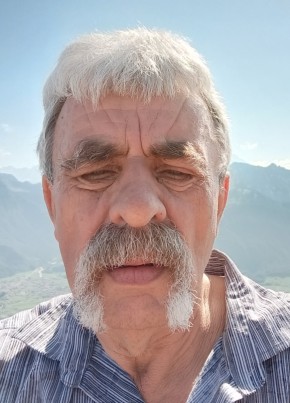 Андрей из Amberg 66 лет