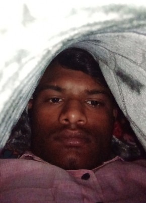 Lukman Khan, 18, India, Punāsa