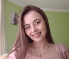 Ekaterina, 28, Budapest