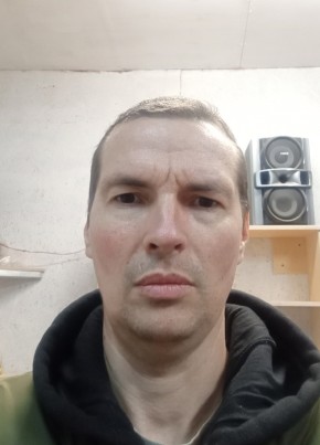 Игорь из Колпино 48 лет