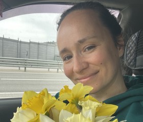 Polina, 38, Sevastopol