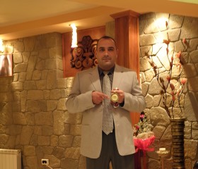 Бен Тен, 49, Plovdiv