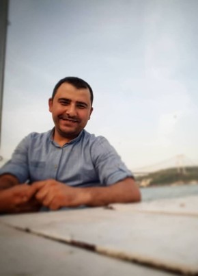 Zübeyir Akıncı, 41, Türkiye Cumhuriyeti, Bağcılar